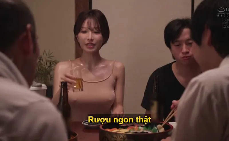 Vợ yêu gạ phang cả gia đình ông chồng vì ông xã dẫn về quê rồi bỏ bê nứng lồn sml